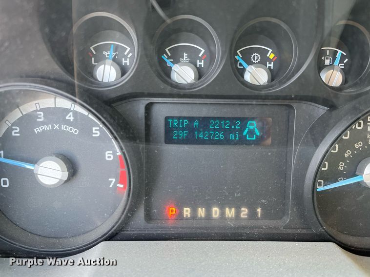 image for item DQ5112 2012 Ford F250 Super Duty  SuperCab pickup truck