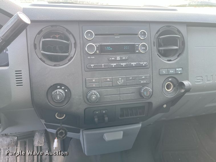 image for item DQ5112 2012 Ford F250 Super Duty  SuperCab pickup truck