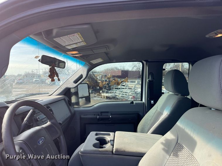 image for item DQ5112 2012 Ford F250 Super Duty  SuperCab pickup truck