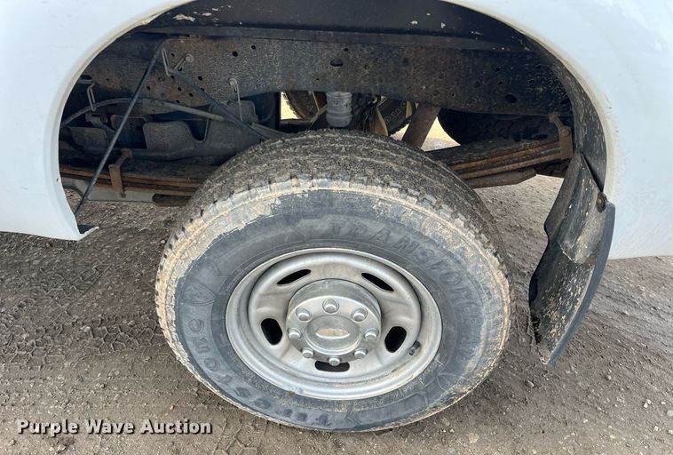 image for item DQ5112 2012 Ford F250 Super Duty  SuperCab pickup truck