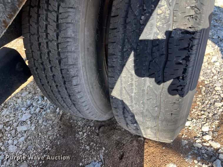 image for item DR7452 1994 Schmidt Manufacturing 1600MT  sandblasting trailer