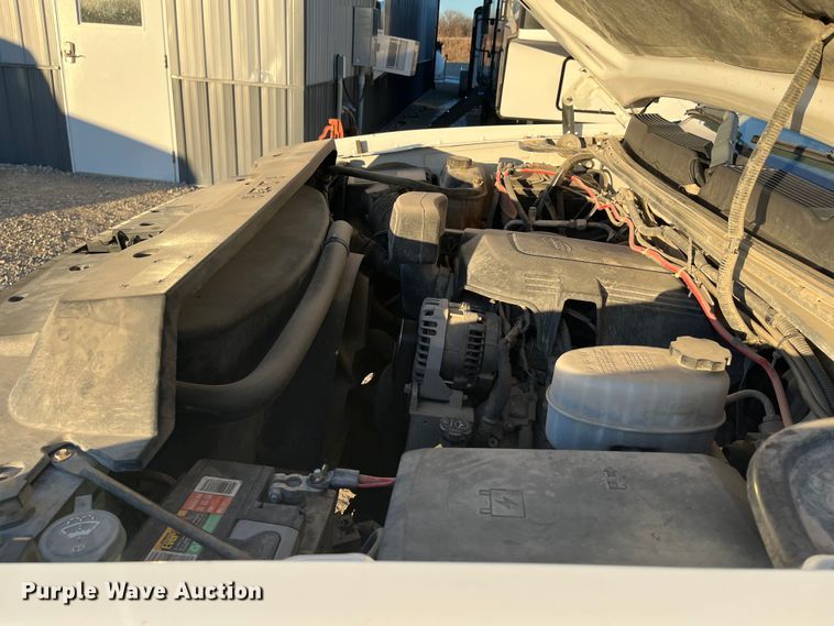 image for item DR7453 2011 Chevrolet Silverado 2500HD  pickup truck