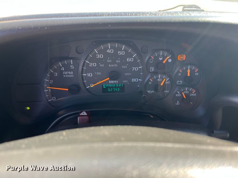 image for item DR7455 2005 Chevrolet C5500  dump truck