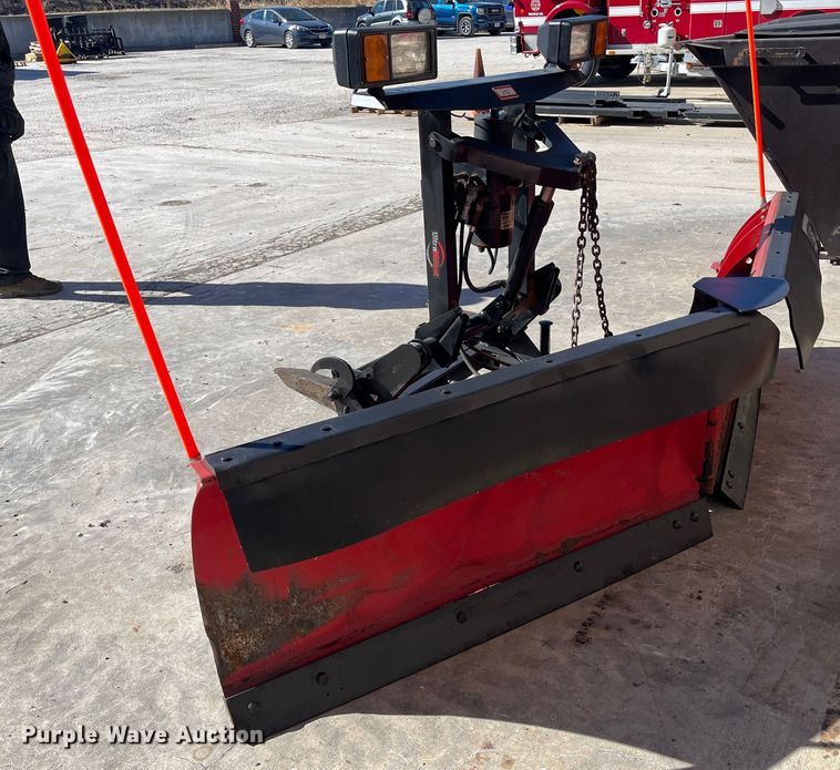 image for item DR7455 2005 Chevrolet C5500  dump truck