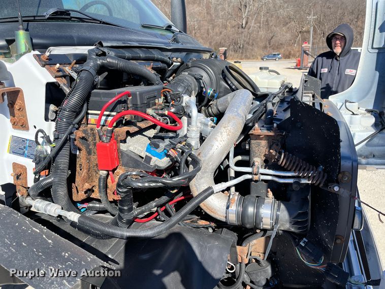 image for item DR7455 2005 Chevrolet C5500  dump truck