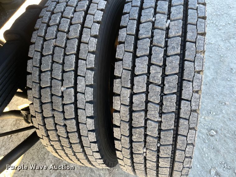 image for item DR7455 2005 Chevrolet C5500  dump truck