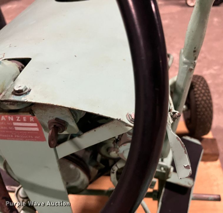 image for item DR7457 Panzer T707ES  lawn mower