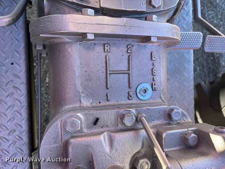 image for item DR7458 Massey Ferguson 135  tractor