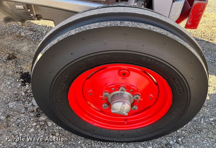 image for item DR7458 Massey Ferguson 135  tractor