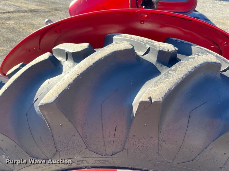 image for item DR7458 Massey Ferguson 135  tractor