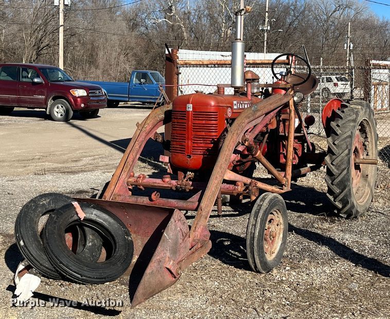 image for item DR7459 1948 IH Farmall C  tractor