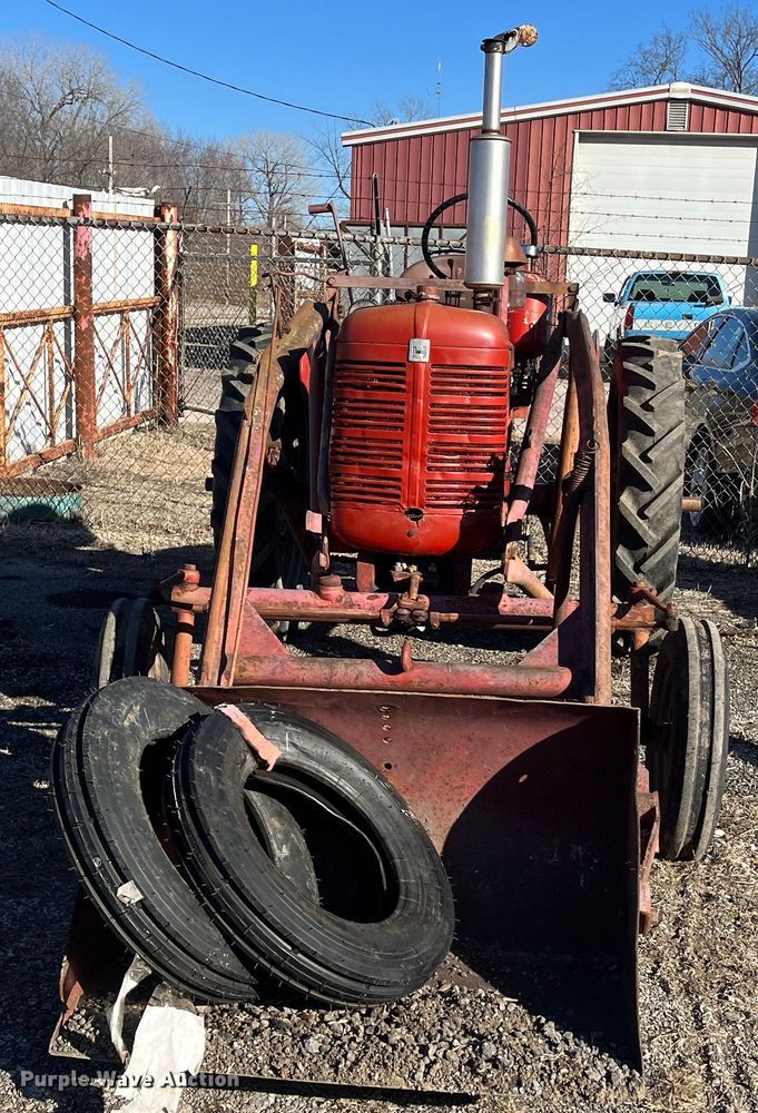 image for item DR7459 1948 IH Farmall C  tractor