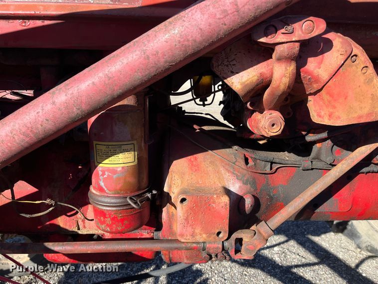 image for item DR7459 1948 IH Farmall C  tractor