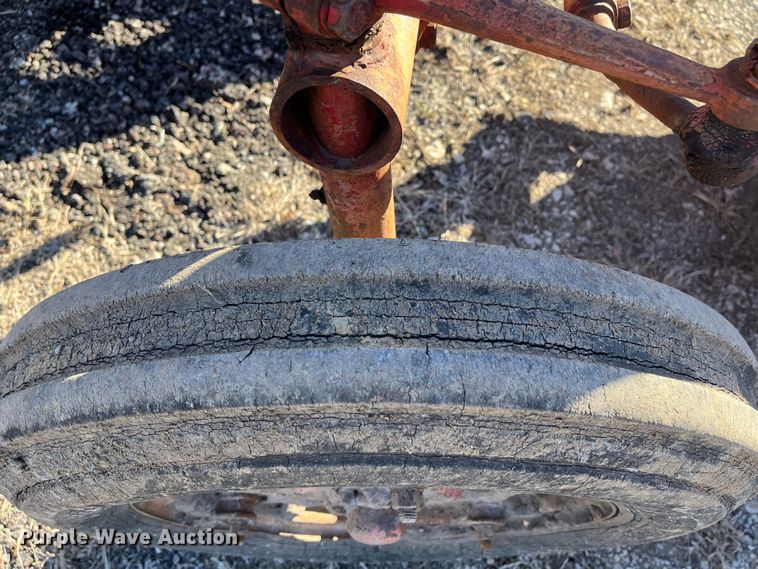 image for item DR7459 1948 IH Farmall C  tractor