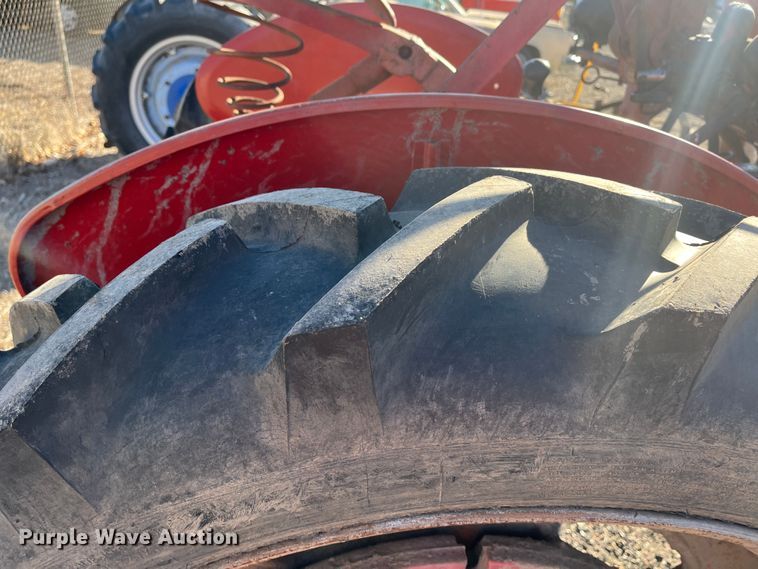 image for item DR7459 1948 IH Farmall C  tractor