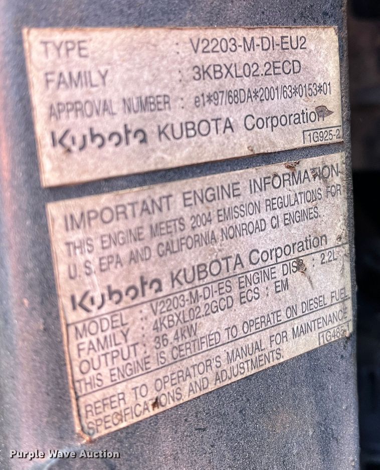 image for item DR7460 2004 Bobcat S175  skid steer loader