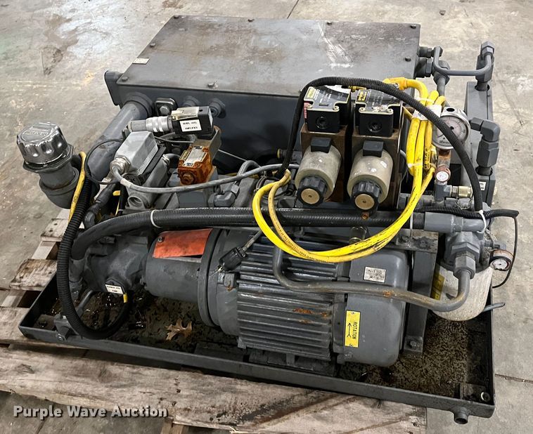 image for item DR7461 2004 Fluid Systems  hydraulic power unit