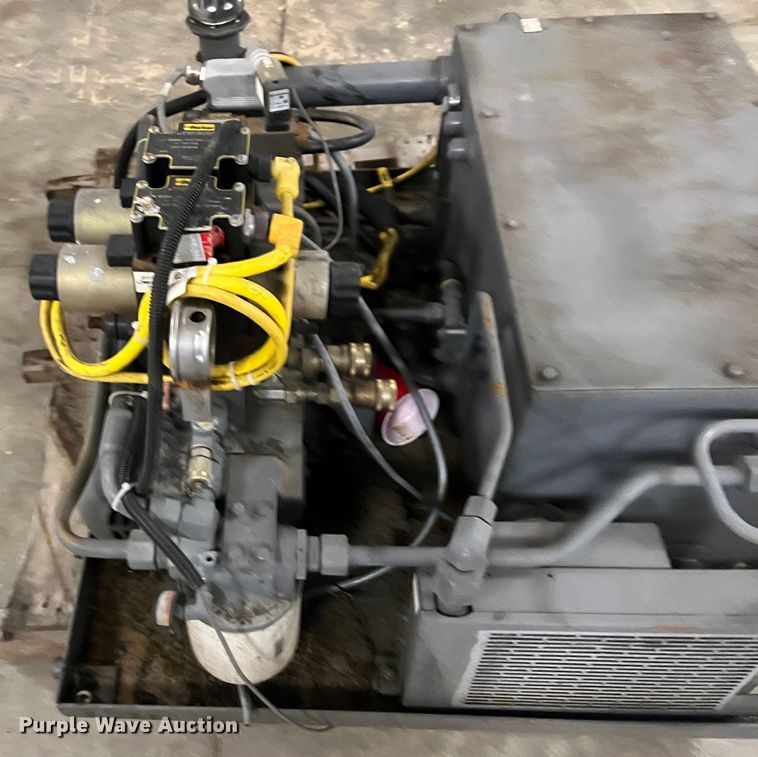 image for item DR7461 2004 Fluid Systems  hydraulic power unit