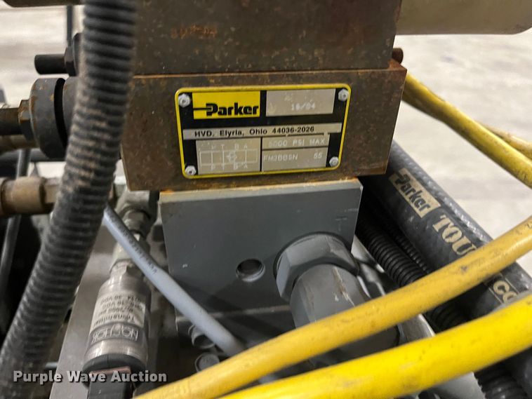 image for item DR7461 2004 Fluid Systems  hydraulic power unit