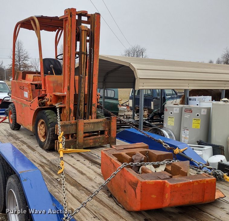 image for item DR8139 Yale G83P-050-SWS-086  forklift