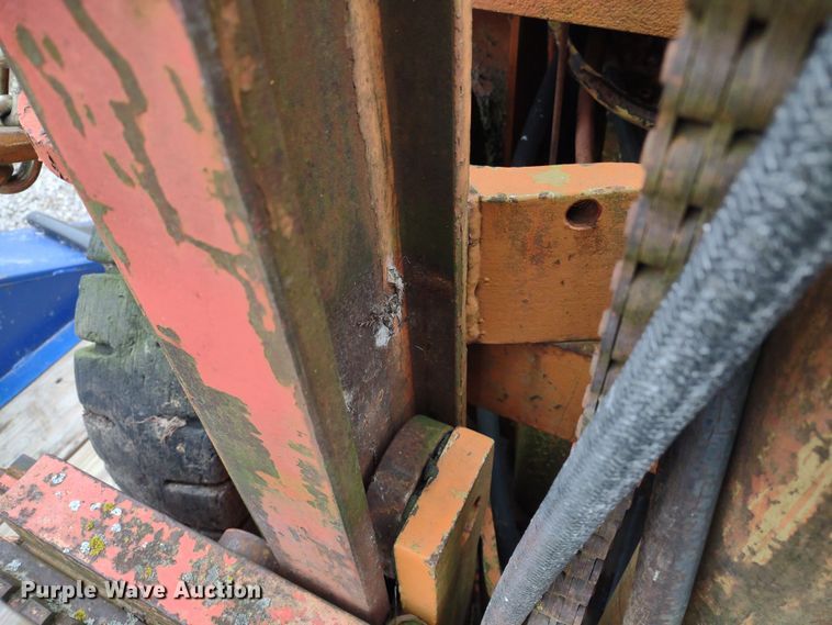 image for item DR8139 Yale G83P-050-SWS-086  forklift