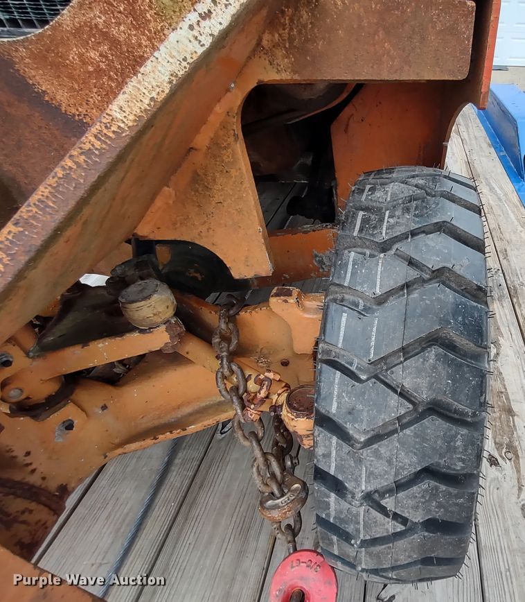 image for item DR8139 Yale G83P-050-SWS-086  forklift