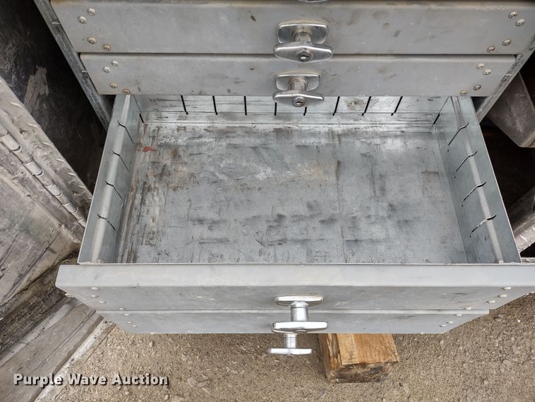 image for item DR8140 Aluminum utility bed