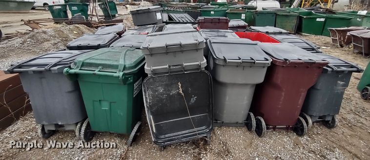 image for item DR8141 (25) Cascade Cart Solutions trash cans