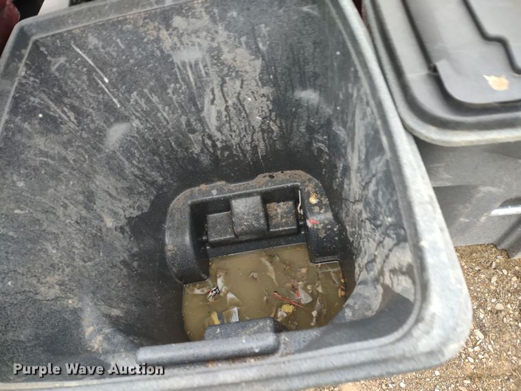 image for item DR8141 (25) Cascade Cart Solutions trash cans