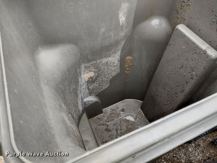 image for item DR8141 (25) Cascade Cart Solutions trash cans