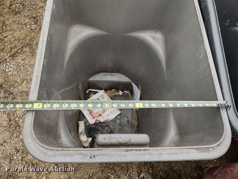 image for item DR8141 (25) Cascade Cart Solutions trash cans
