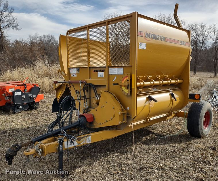 image for item DR8156 HayBuster 2660  bale processor