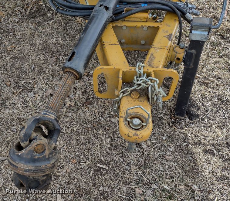 image for item DR8156 HayBuster 2660  bale processor