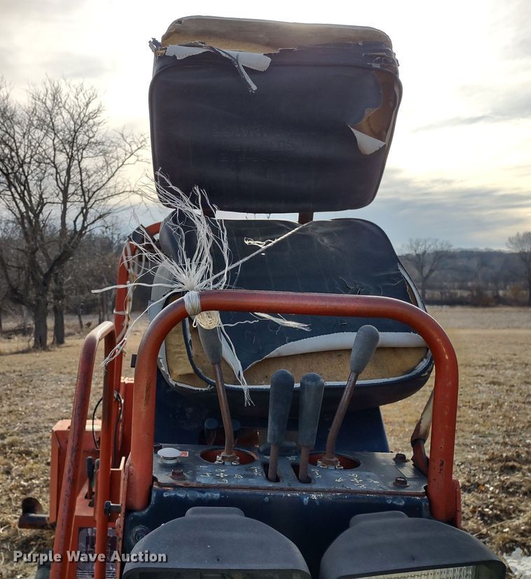 image for item DR8157 2001 Ditch Witch 3700  trencher