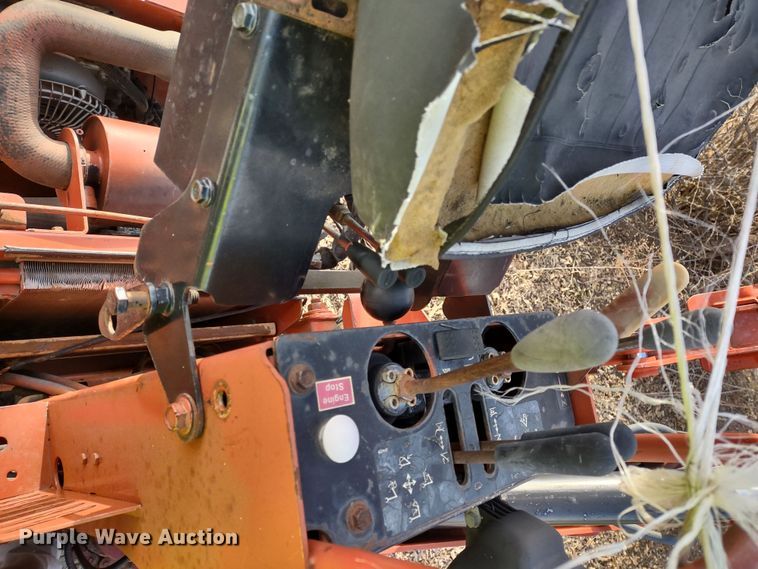 image for item DR8157 2001 Ditch Witch 3700  trencher