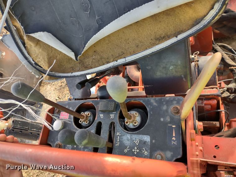 image for item DR8157 2001 Ditch Witch 3700  trencher