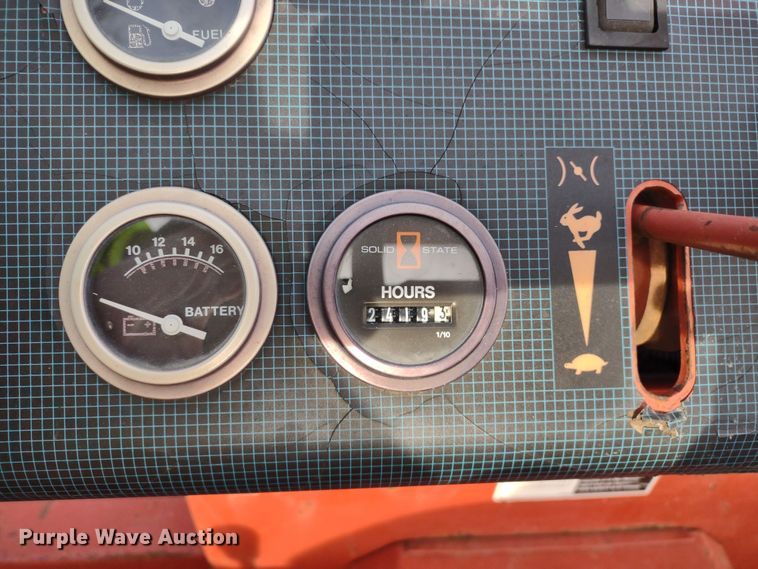 image for item DR8157 2001 Ditch Witch 3700  trencher