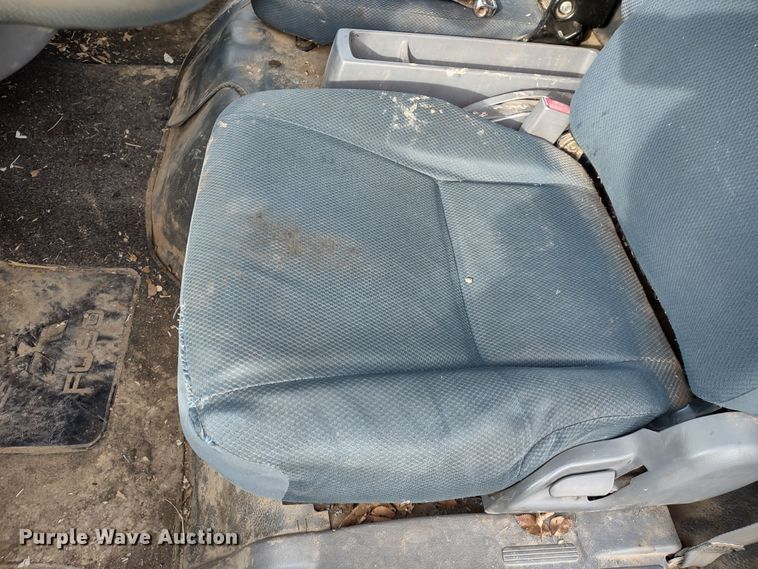 image for item DR8158 2014 Mitsubishi Fuso FE160  Crew Cab flatbed truck