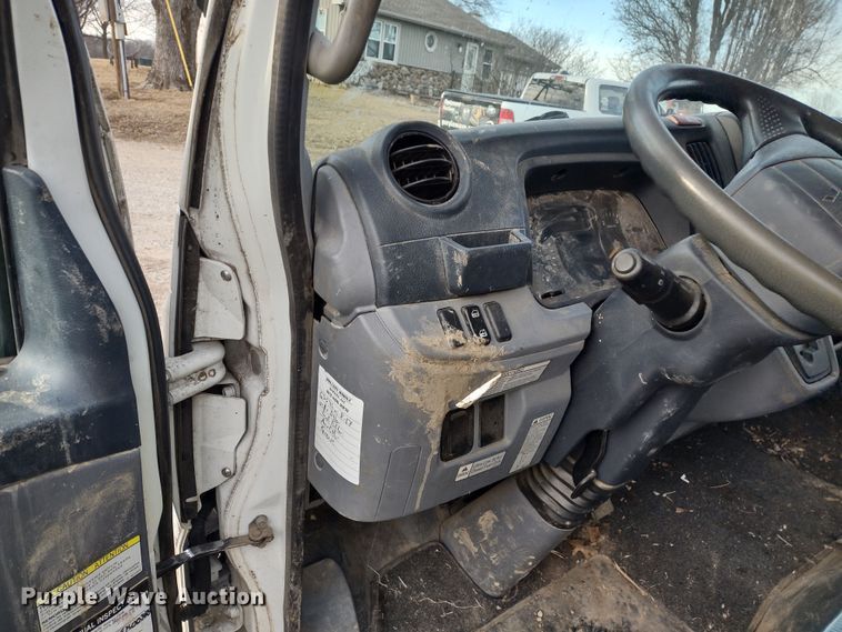 image for item DR8158 2014 Mitsubishi Fuso FE160  Crew Cab flatbed truck