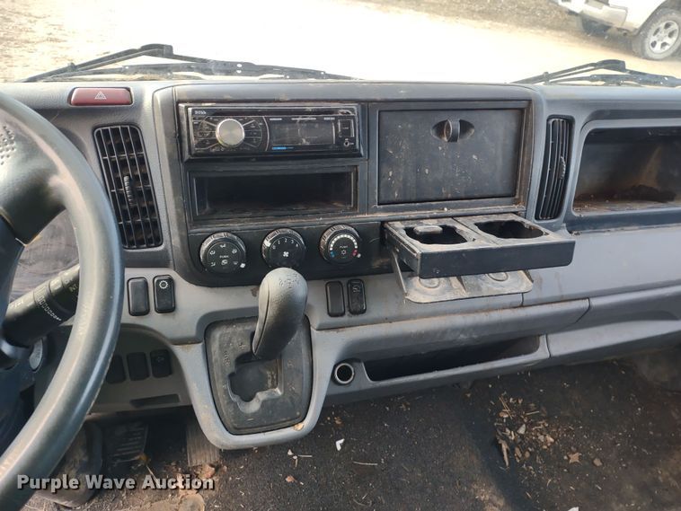 image for item DR8158 2014 Mitsubishi Fuso FE160  Crew Cab flatbed truck