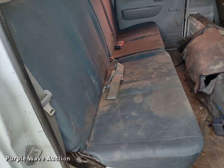 image for item DR8158 2014 Mitsubishi Fuso FE160  Crew Cab flatbed truck