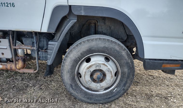 image for item DR8158 2014 Mitsubishi Fuso FE160  Crew Cab flatbed truck