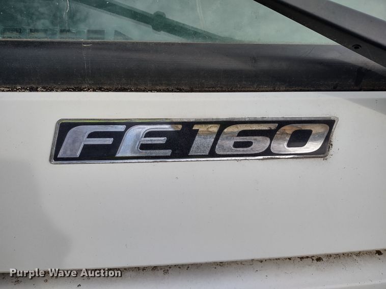 image for item DR8158 2014 Mitsubishi Fuso FE160  Crew Cab flatbed truck