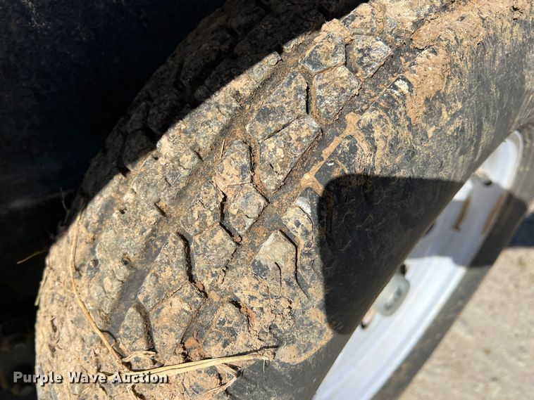 image for item DS2667 2011 Carry On  cooling trailer