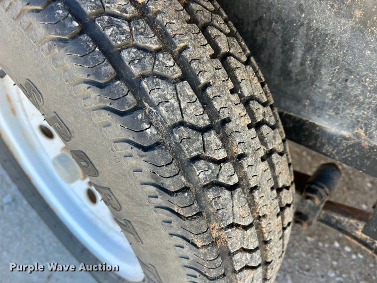 image for item DS2667 2011 Carry On  cooling trailer