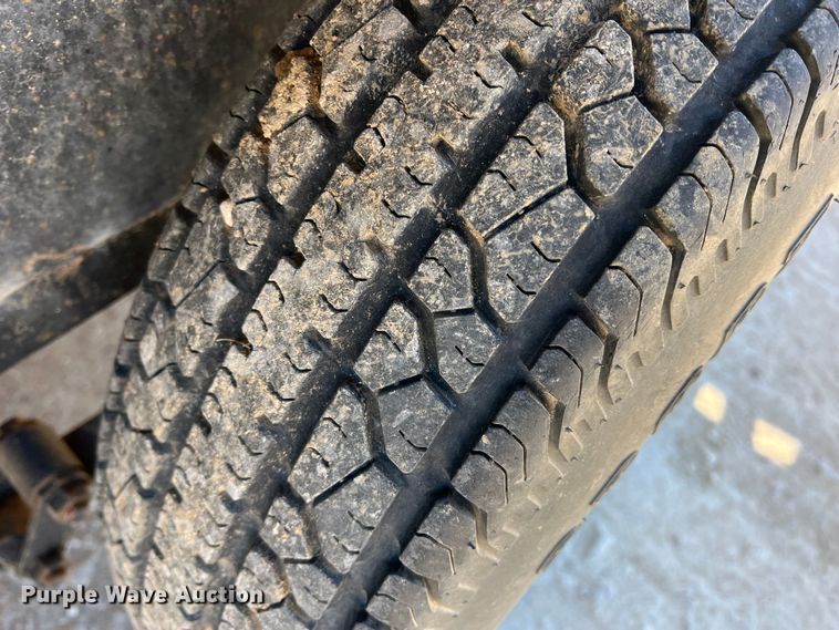 image for item DS2667 2011 Carry On  cooling trailer