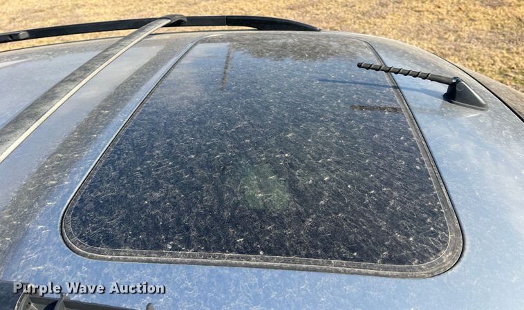 image for item DS2698 2004 Infinity FX35  SUV