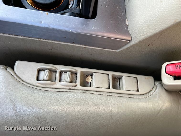 image for item DS2698 2004 Infinity FX35  SUV