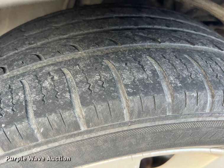 image for item DS2698 2004 Infinity FX35  SUV