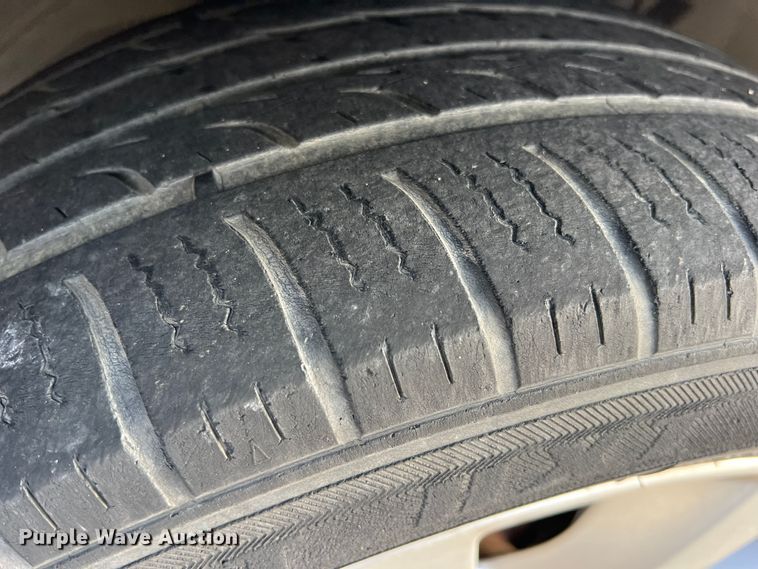 image for item DS2698 2004 Infinity FX35  SUV